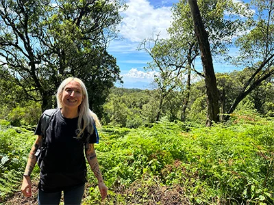 Catriona i regnskoven på Kilimanjaro