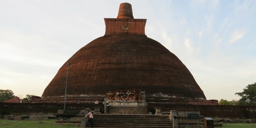 Sri Lanka monument