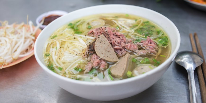 Street food pho