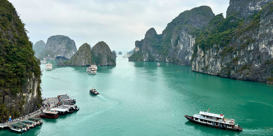 Udsigtspunkt over Ha Long-bugten