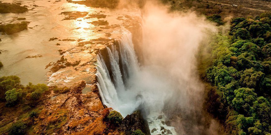 Udsigt over Victoria Falls i Zambia 