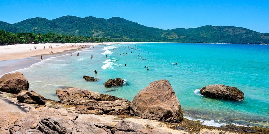 Solskinsdag ved Lopes Mendes i Brasilien