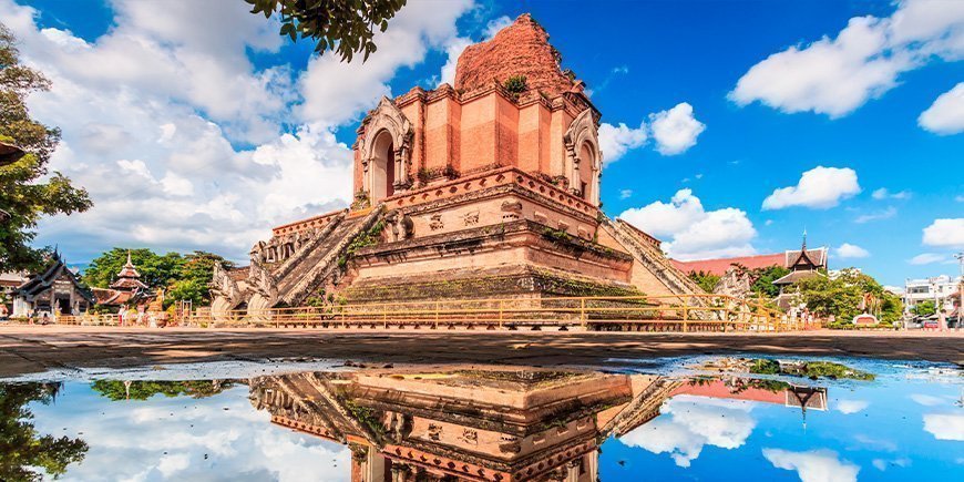 Wat Chedi Luang-templet i Chiang Mai i Thailand